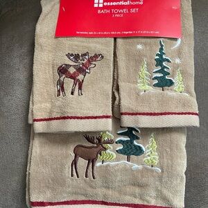 Home Essentials Tan Bath Towel Set with Moose Design